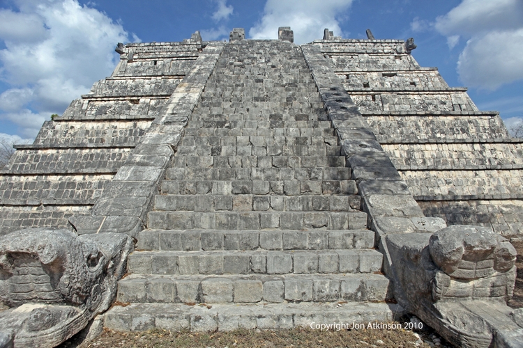 The Ossario Pyramid, The Ossario Group, Chitzan Itza